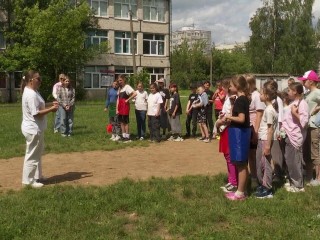 Более 3 тыс. детей весело проводят лето в клинских лагерях