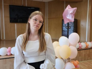 Школьница из Луховиц рассказала, как на ЕГЭ по химии получила высший балл