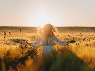 Какими приметами окутан День летнего солнцестояния