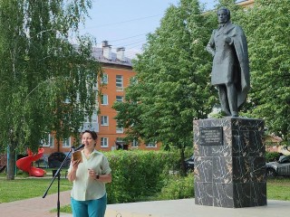 Праздником поэзии отметили в Луховицах День рождения Александра Пушкина