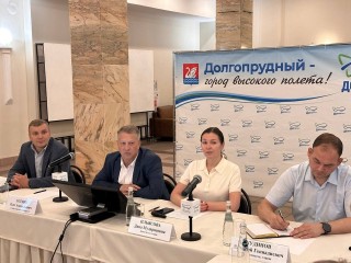 В Долгопрудном жители и администрация договорились о контроле за стройкой у Химок
