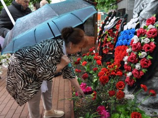 Цветы возложили к мемориалу Славы под Рузой