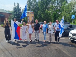 Общественные активисты в Луховицах организовали автопробег в честь Дня России