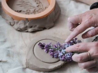 Черноголовцев ждет мастер-класс по созданию цветов из смолы