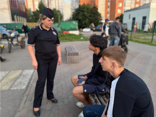 Полицейские рассказали подросткам, как себя вести в общественных местах