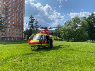 В Лобненскую больницу доставили пациента санавиацией