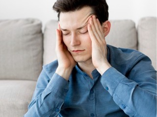 Ученые доказали связь недосыпа с усилением мигреней