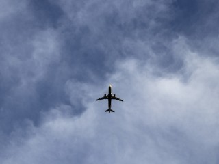 Туроператоры пересмотрят маршруты и возвраты из-за ситуации на Ближнем Востоке