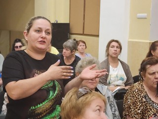 Жителям Красноармейска рассказали, как получить миллионы за ветхие квадратные метры