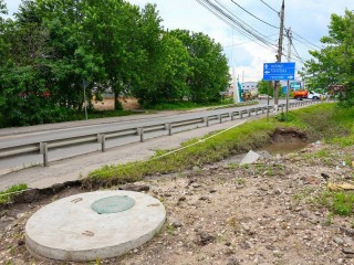 На месте подтопления в Пирогово за два дня прочистят трубы и углубят канавы