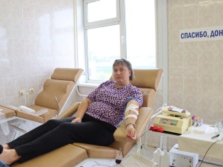 Чиновники и партийцы Лотошина стали донорами