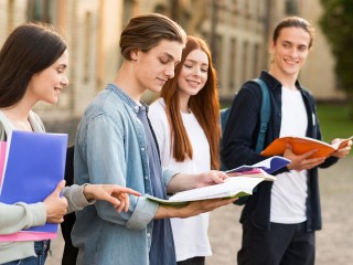 Куда поступить выпускнику с низкими баллами по ЕГЭ: обзор вузов