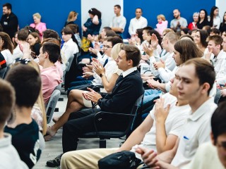 В Химках отметили 84-летие со дня рождения легендарного футболиста Альберта Шестернева