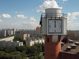Знаменитые часы на доме в Химках вновь заработают