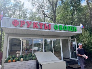 В Ленинском округе снесли еще один незаконный торговый ларек