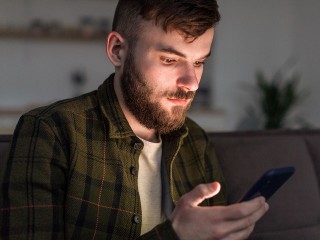 Выглядят безобидно, но опустошают счета: как вычислить опасные сообщения