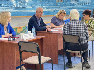Главврач больницы возобновляет встречи с жителями в парках Королева