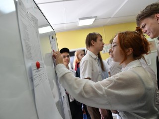 Девятиклассники Лосино-Петровского сдают географию, информатику и обществознание