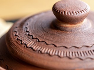 Урну с прахом мужчины нашли купальщики на дне Синьковской плотины