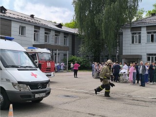 В горбольнице Реутова прошла тренировка по пожарной безопасности