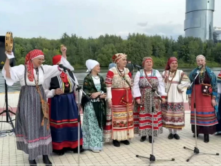 Праздник народного творчества собрал гостей на Живописной набережной