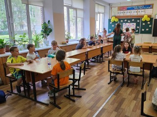 Для воспитанников школьного лагеря «Десяточка» организуют разнообразный досуг