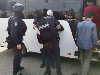 В Мытищах выявили нарушения миграционного законодательства и поддельные документы