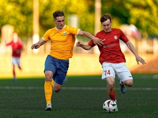 Легенды российского футбола встретятся на стадионе Звенигорода