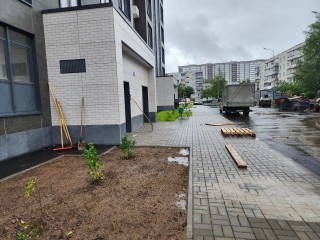 В Старой Купавне завершается благоустройство нового двора для переселенцев на улице Кирова