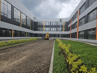 Школу и детсад в Красногорске сдадут к августу после банкротства застройщика