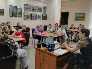 В летнем лагере прошла веселая викторина «Угадай мелодию!» для детей