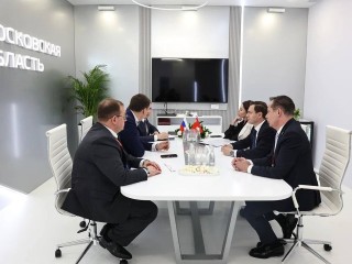 Вячеслав Духин обсудил развитие производства напитков в Подмосковье с «АБ ИнБев Эфес»