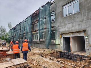 Теплые тамбуры на входных группах обустроят в детском саду «Василек»