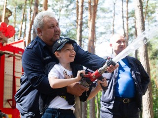Боевая одежда, гидравлические инструменты и правила поведения на воде: в «Бауманце» прошел День безопасности