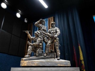 На Аллее 30-летия Победы готовят площадку к установке памятника участникам СВО