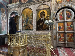 Священник посоветовал ставить икону «Прибавление ума» на рабочий стол