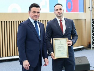 Травматолог из Дубны удостоен губернаторской награды в День медработника