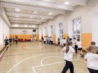 В школах Подмосковья может появиться единая спортивная форма в цветах триколора