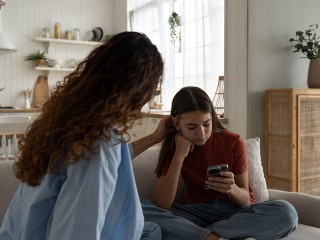 Использование ИИ детьми может угрожать институту семьи