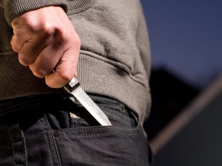 Полиция в Балашихе задержала мужчину, ударившего ножом знакомого