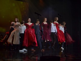 Шестнадцать медалистов выпустила в этом году краснознаменская гимназия №2