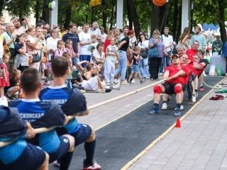 Парки Подмосковья приготовили массовую зарядку с боксом и стрельбой