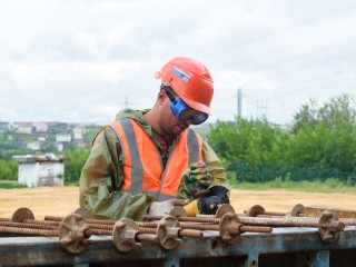 На стадионе «Полет» завершают земляные работы