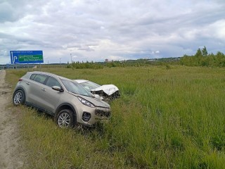 Спасатель оказал помощь водителю, пострадавшему в результате ДТП под Солнечногорском