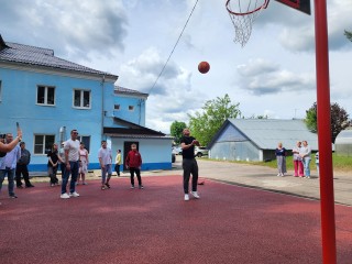 При школе-интернате Красноармейска построили физкультурное ядро