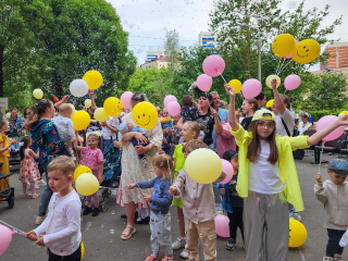 В Подольском родильном доме лето встретили праздником для детей и родителей