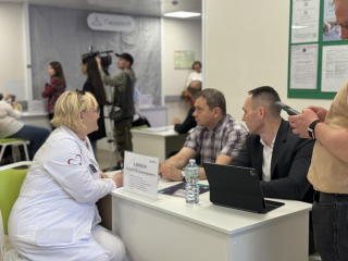 Врачу из Ленинского округа помогут получить выплату по программе «Земский доктор»