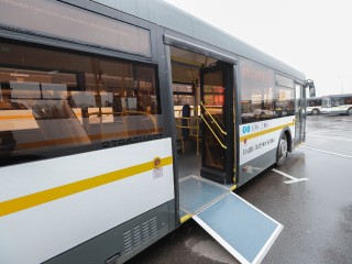 В Подмосковье 90% автобусов Мострансавто адаптированы для маломобильных групп