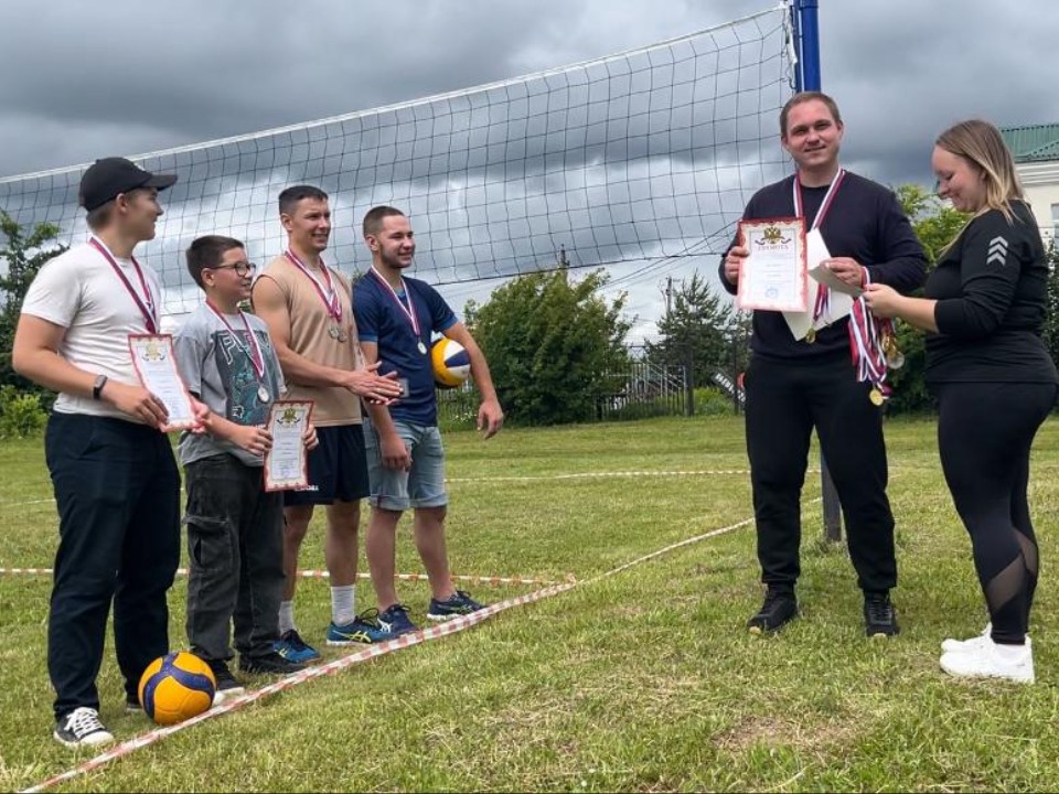 В Колюбакине организовали спортивную программу
