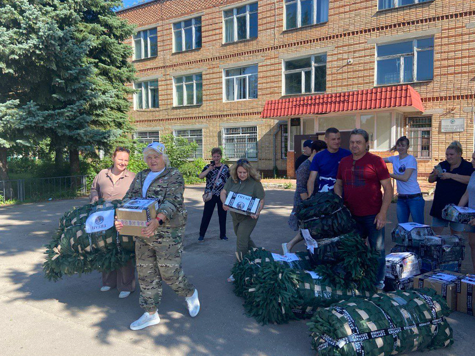 Зарайские депутаты помогли собрать гуманитарную помощь для земляков на СВО